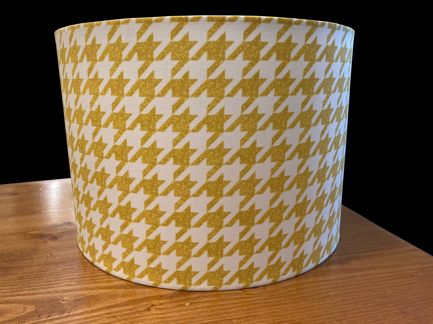 lampshade, lamp, shade, drum, houndstooth, gold, yellow, neutral, classic